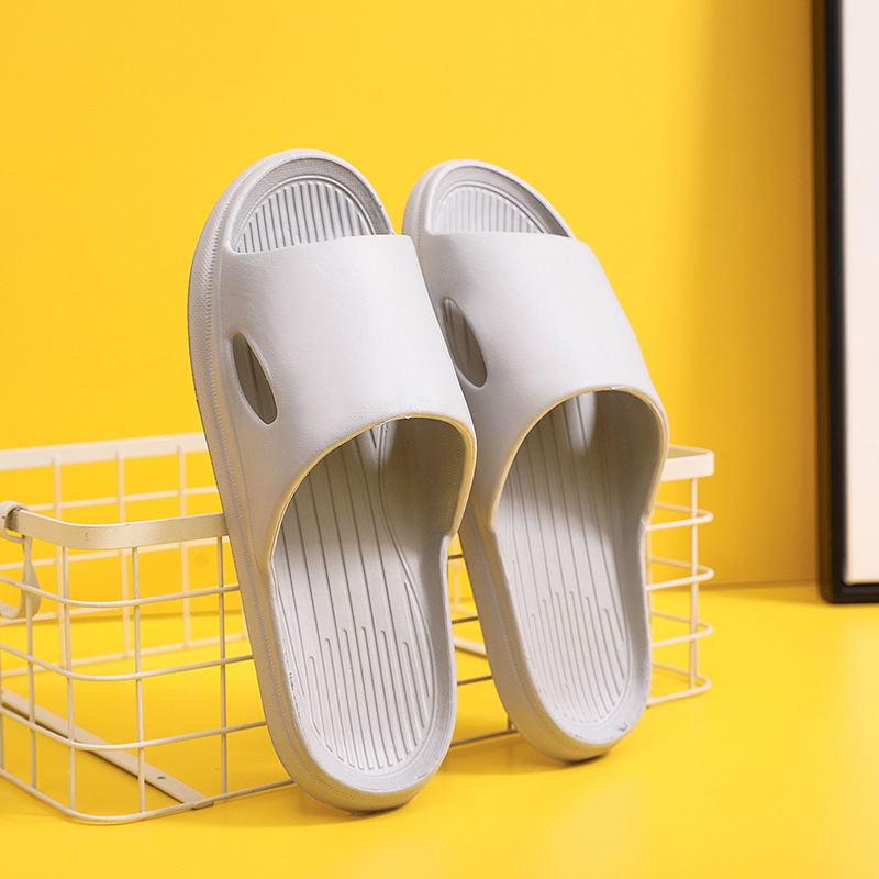 Picture of Summer Indoor Home Slippers Bathroom Bath Non-Slip Slippers Women's Soft Bottom Home Couple Home Slippers Eva