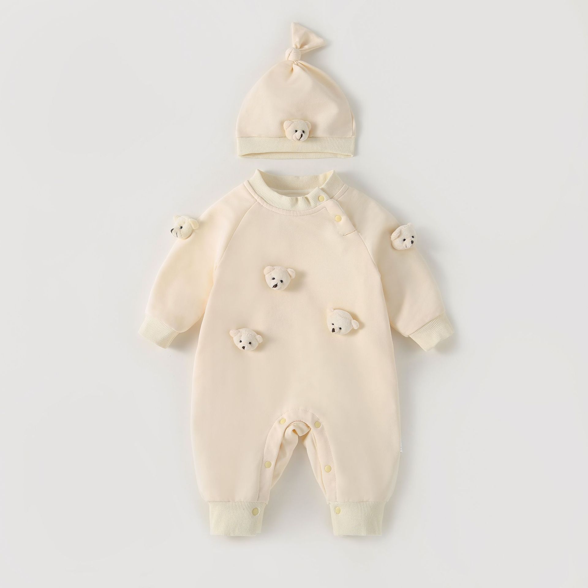 Picture of Baby winter outing clothes Korean style fleece-lined thickened sheath baby autumn and winter warm sweater outing romper