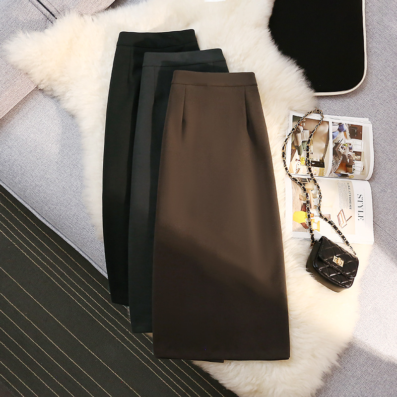 Thickened Woolen Skirt Women's 2024 Autumn and Winter High Waist Slimming One-Step Skirt Mid-Length Black Woolen Skirt