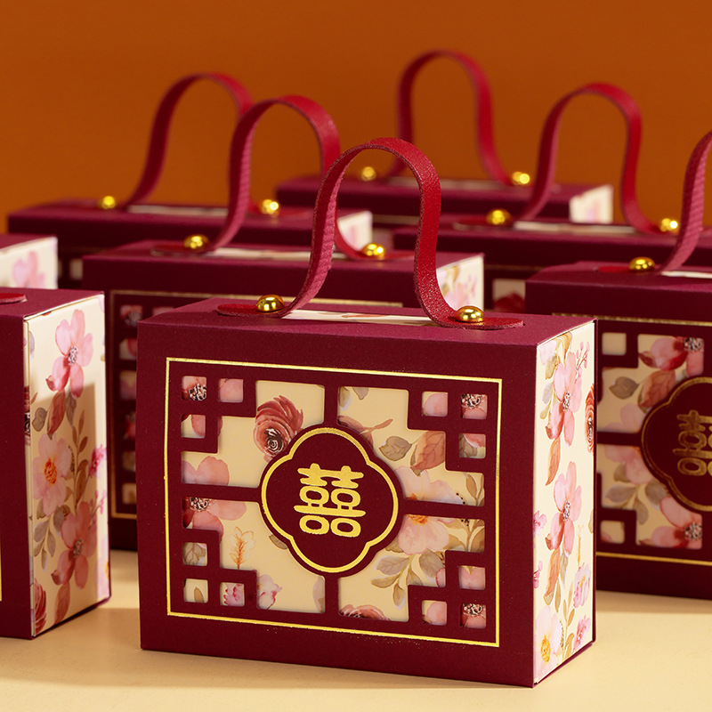 Picture of Wedding candy box Chinese wedding candy box wholesale engagement portable candy bag creative candy packaging empty box