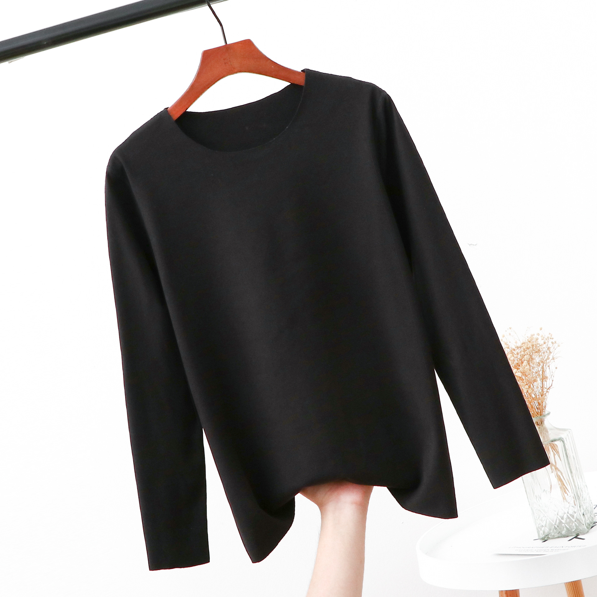 Picture of Add fat to increase the size of fat MM200 kg seamless velvet crew neck bottoming shirt long sleeve thermal underwear jacket women's autumn clothing