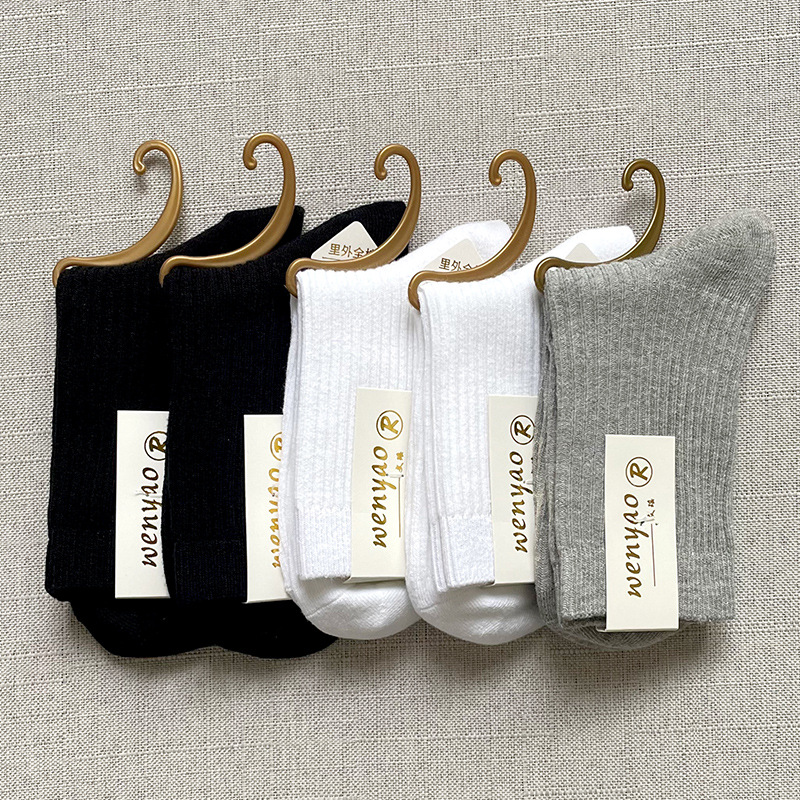 Picture of Women's Pure Cotton Socks for Autumn and Winter, Sweat-Absorbent and Odor-Resistant, Double-Needle Mid-Calf Socks, All-Cotton Women's Socks, Zhuji Socks, Pure Cotton Socks