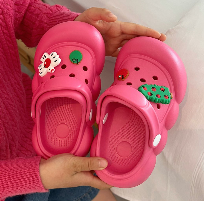Picture of EVA Children's Slippers Hole Shoes Breathable Summer Wear-resistant Deodorant Sandals Children's Sandals Cartoon Children's Slippers