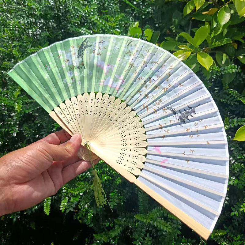 Picture of Folding Fan Bamboo Ancient Fan Student Girl Chinese Style Small Fan Scenic Spot Export Wholesale Retail Gift Decorative Fan