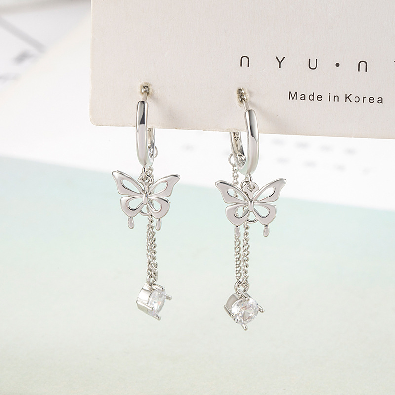 Niche Design Butterfly Ear Buckle Earrings 2022 New Fashionable Smart Temperament Cold Wind All-match Earrings for Women