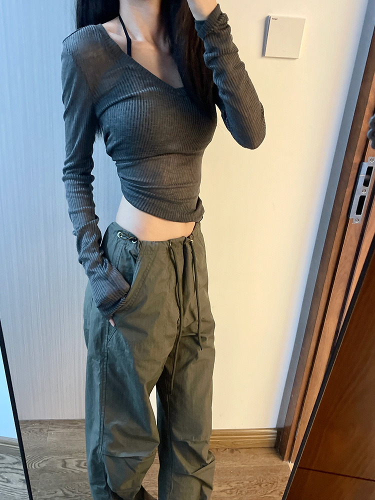 Picture of Pure Desire Low-neck SlighTly See-Through Sun ProTecTion Blouse for Women Spring and Summer New High-end V Neck KniTTed T-shirT Thin Top Slim FiT
