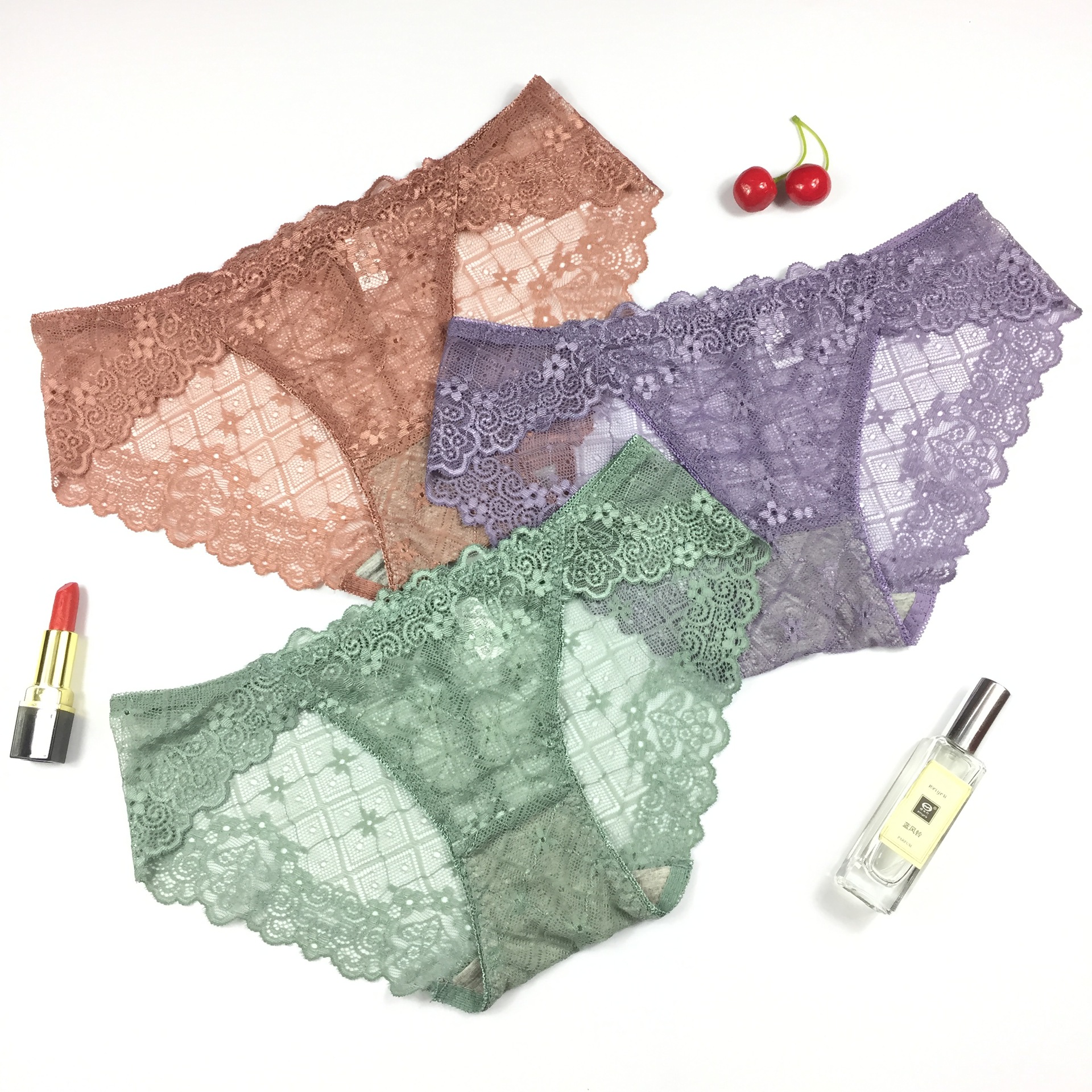 Picture of Spring and summer New Ladies lace underwear elegant lace graphene underwear antibacterial antibacterial hip breathable 17002