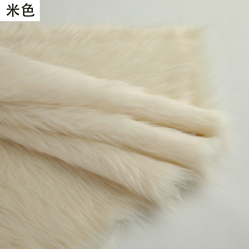 Picture of Imitation fox fur cloth plush cloth fabric 5cm long fur carpet cloth imitation fur clothing animal hair