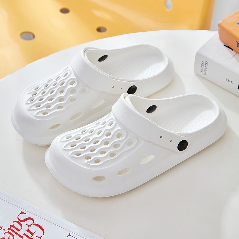 Hole Shoes Women's Outer Wear Slippers Women's Summer Home Shoes Women's Couple EVA Slippers Men's Shoes Sandals Women's Shoes Wholesale