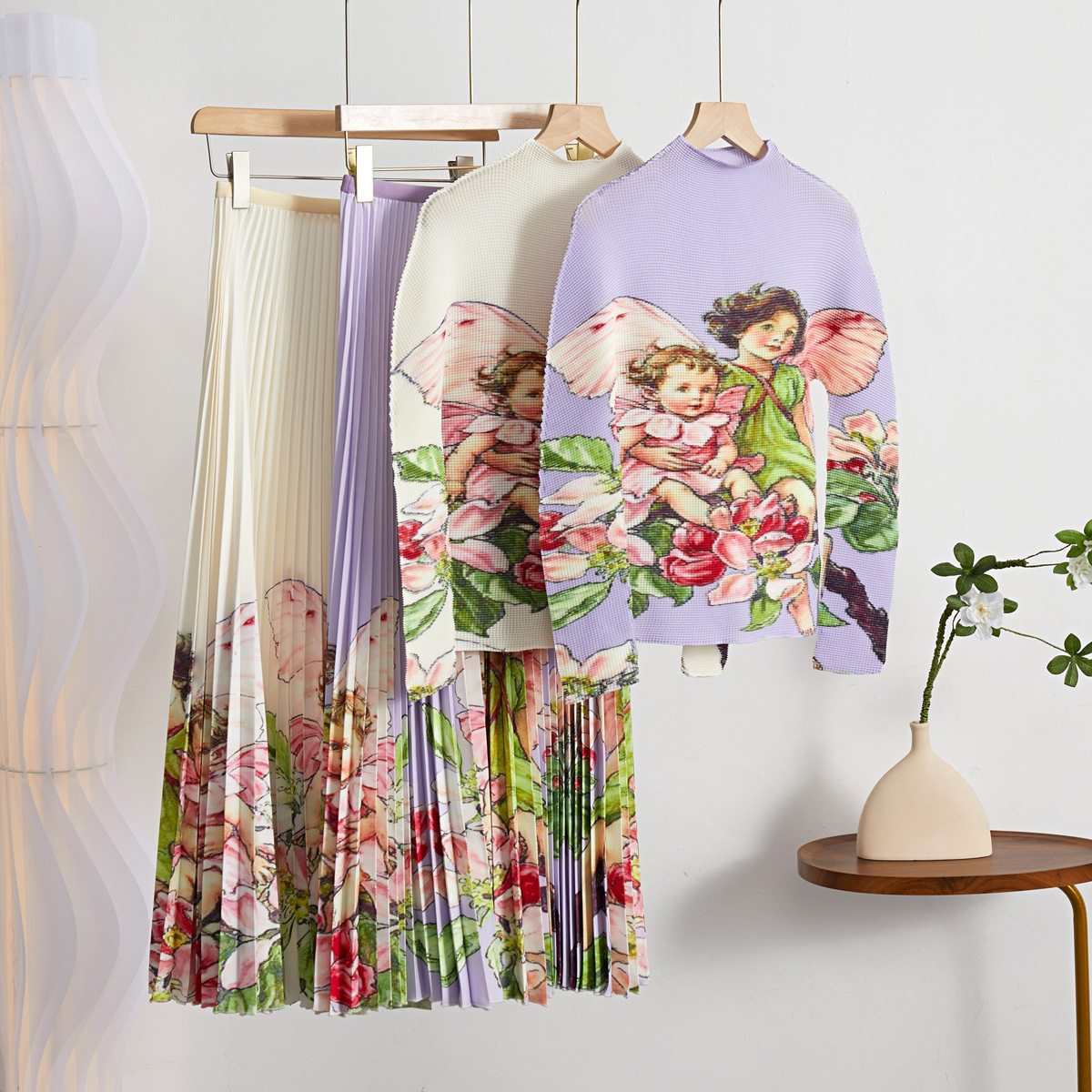 Autumn 2024 Miyake cartoon character printed suit long sleeve top high waist pleated skirt two-piece skirt women's pleated