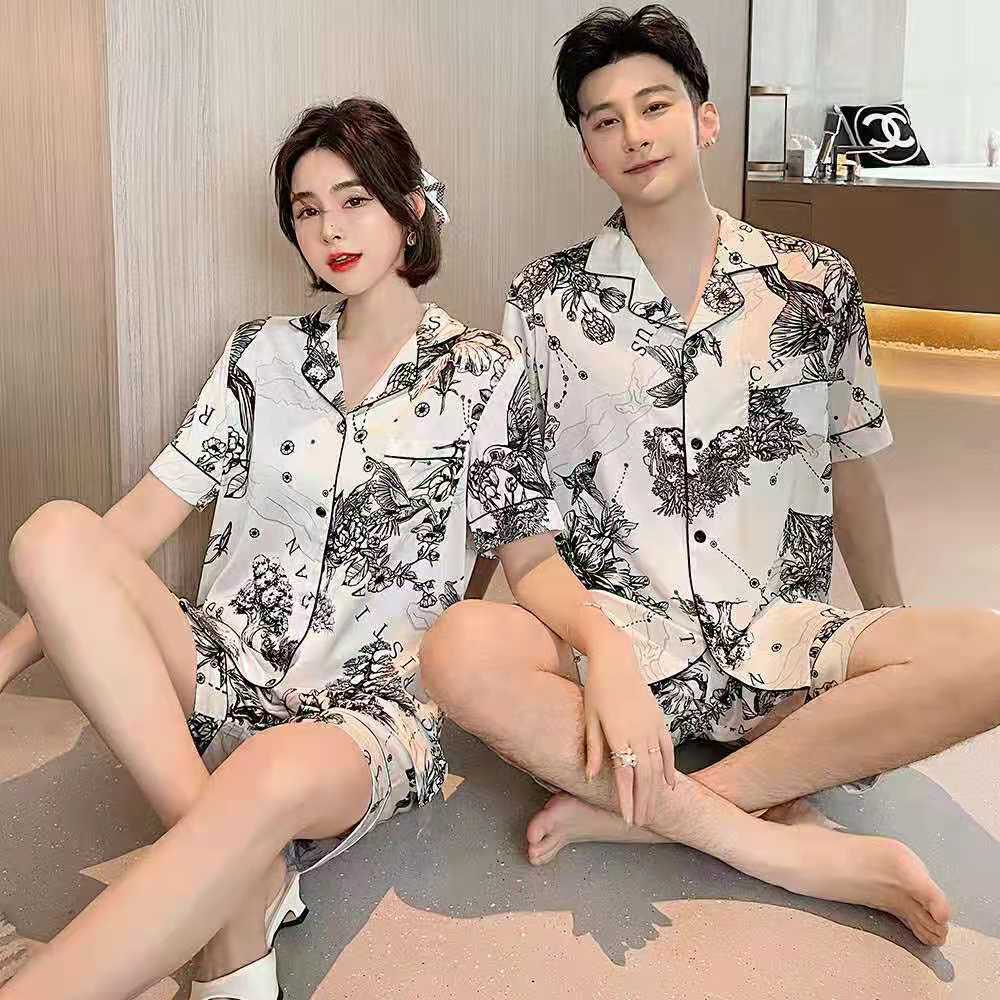 2022 Summer New Couple Pajamas Women's Fashion Trend Ink Printing TikTok Internet Celebrant Home Clothes Set Manufacturers