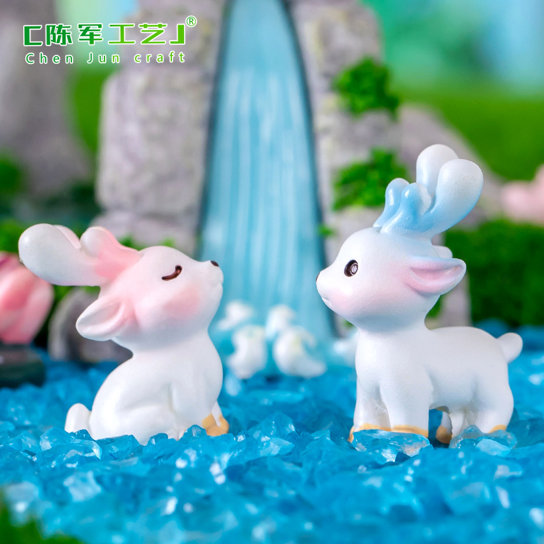 Picture of Micro landscape creative cute little elk animal doll hand-made blind box landscape decoration accessories desktop small ornaments