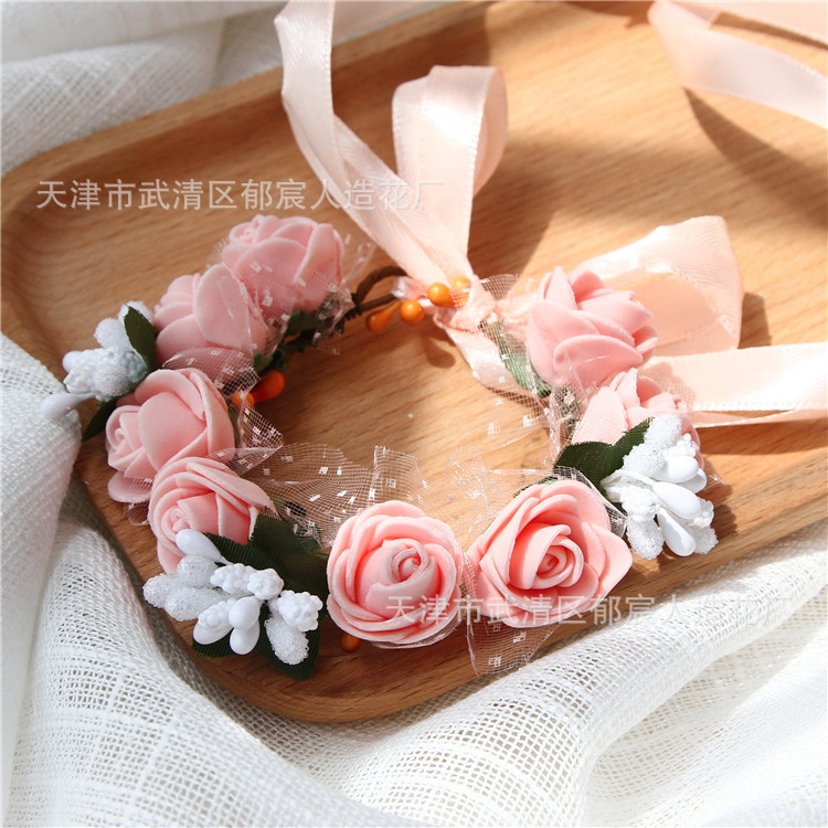 Single layer bracelet strawberry bracelet bride bridesmaid Sisters Group hand flower children dance bracelet flower wholesale bridesmaid bracelet