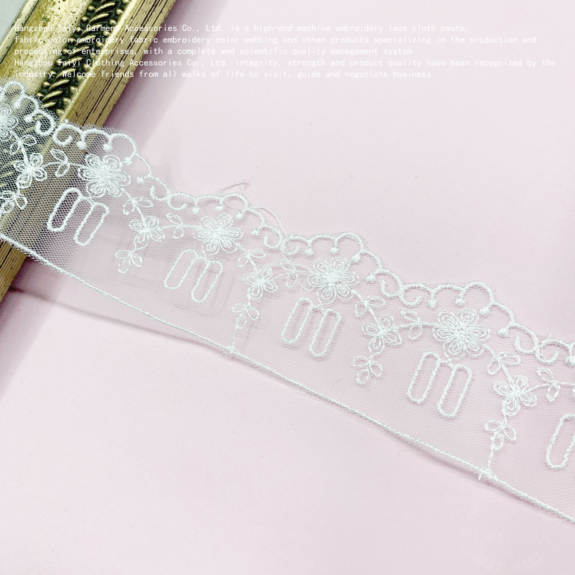 Fine mesh flower height 3.3CM unilateral wave mesh upper and lower hand cut mesh water soluble lace embroidery bar code lace