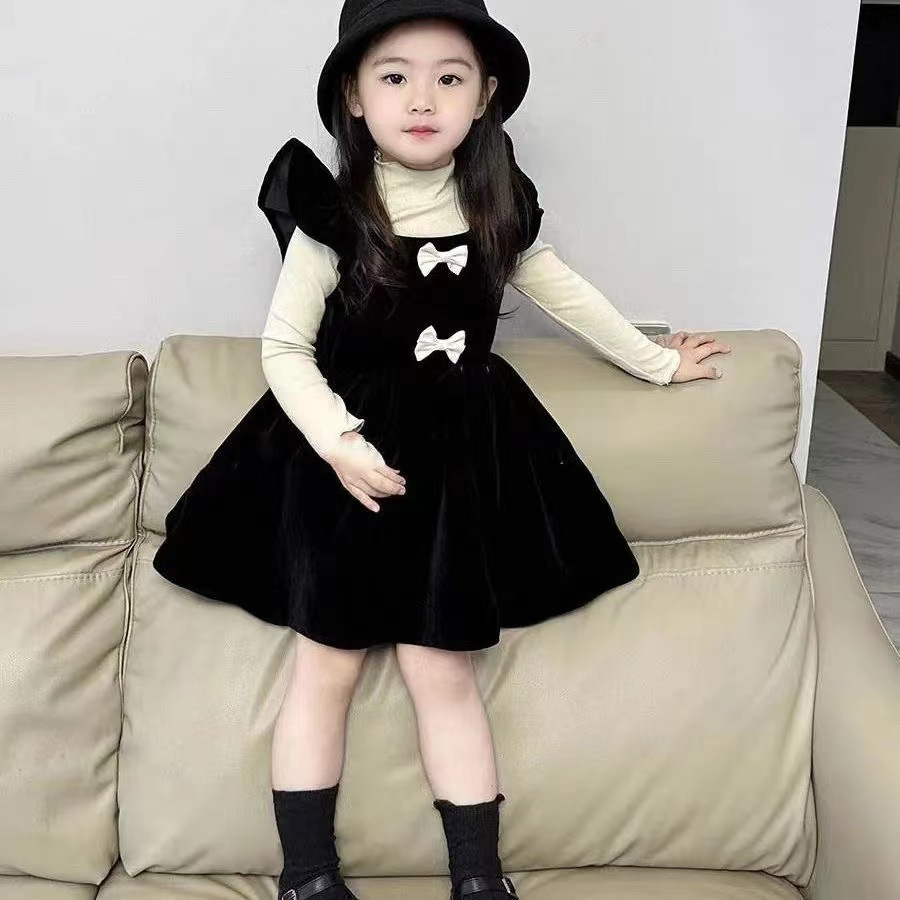 Picture of Plus thick velvet warm bottoming shirt + gold velvet small flying sleeves dress Korean style girls' Western style fried street two-piece suit