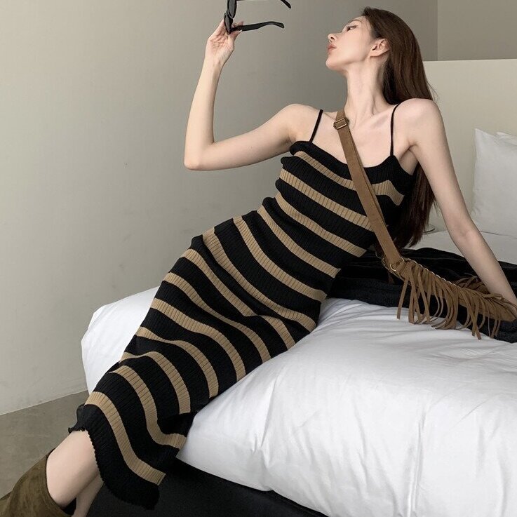 Amazon Foreign Trade Cross-border Factory Outlet American Royal Sister Striped Dress Women's Summer Sling Mid-length Dress
