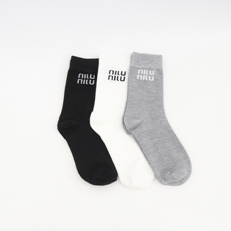 Socks Women's Short Socks Spring and Autumn Summer Thin Ins Trendy Japanese Style Low-cut Retro Art Academy Style Three-dimensional Embossed Socks