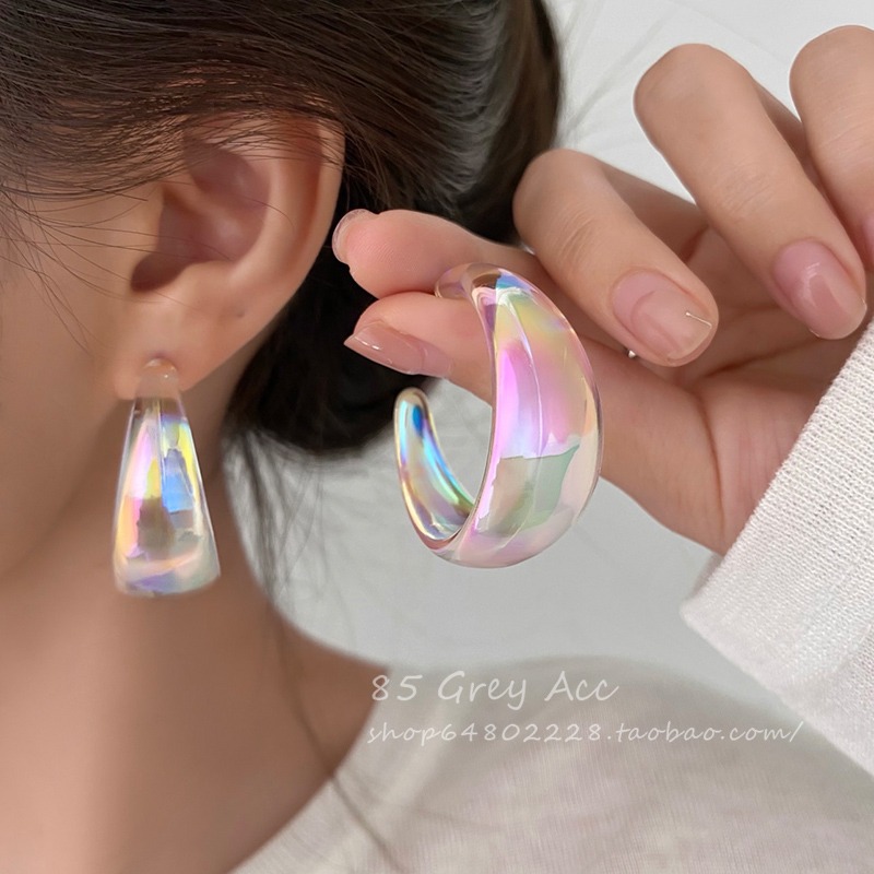 2023 New Colorful Hong Kong-style Earrings Women's Trendy Niche Light Luxury High-end Cool Ear Jewelry