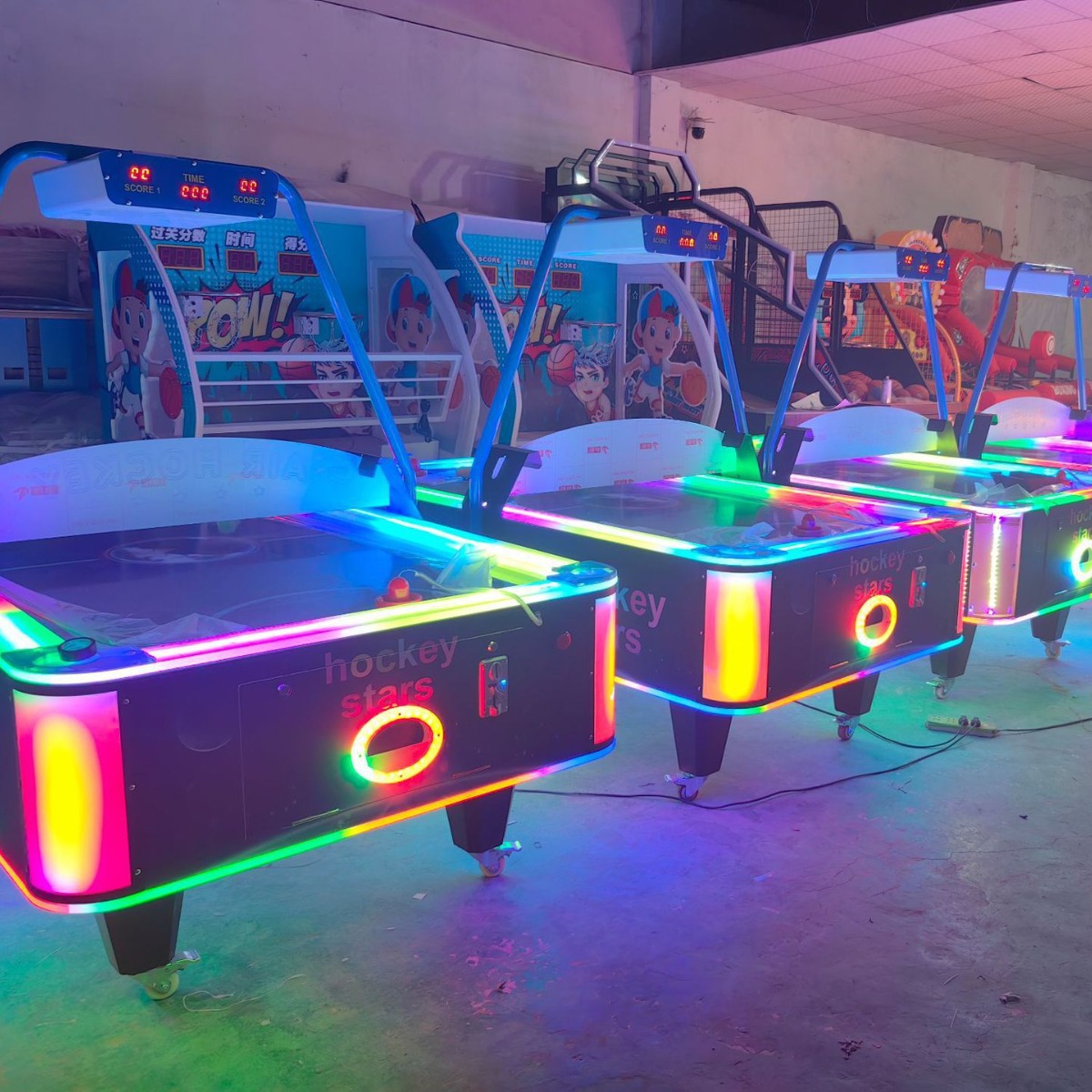 Picture of Factory direct supply hockey game machines, air cushion ice hockey arcade entertainment equipment, direct supply model hockey machines