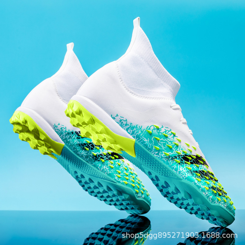 Picture of Cross-border plus size genuine goods high-top football shoes new wholesale men's training shoes student football shoes broken nail shoes women