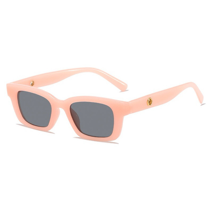 Picture of Jennie same sunglasses women 2022 new sunglasses European and American retro small frame Korean fashion cat's eye glasses