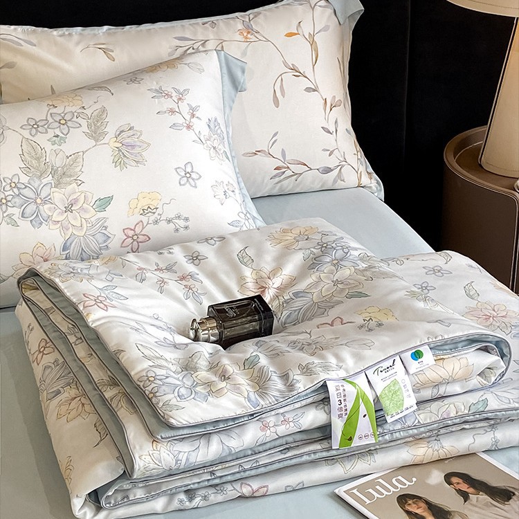 Picture of 2025 New Summer Fresh Summer Quilter Four-piece Light Luxury High-end Tencel Cool Summer Quilter Ice Silk Air Conditioned Quilter