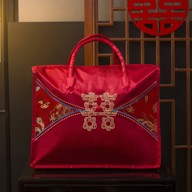 Picture of Embroidered Four-piece Handbag Wedding Packaging Bag Classy Wedding Packaging Storage Bag