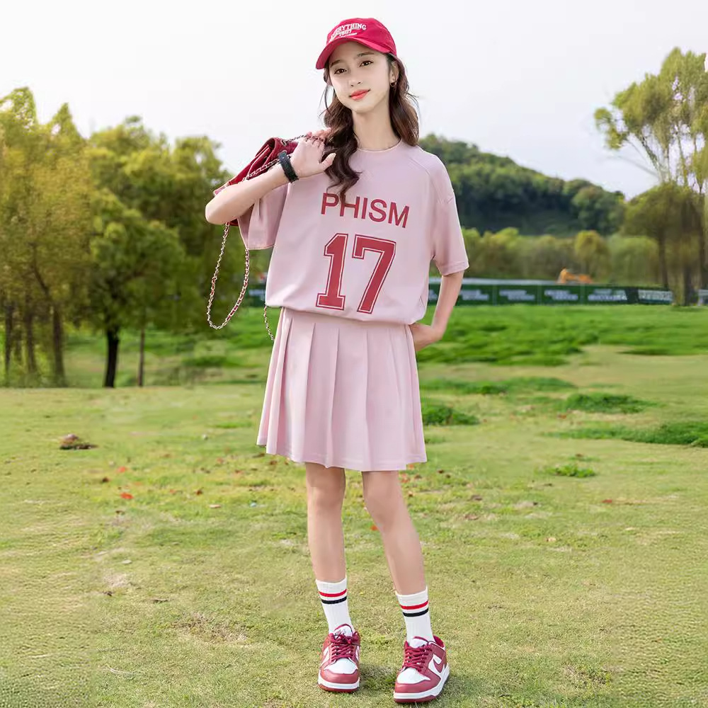Picture of Girl's Sports suit 2024 New Summer Dress Big Boy Girl's Summer Western Style Korean Short Sleeve Pleated Skirt Two-piece Set
