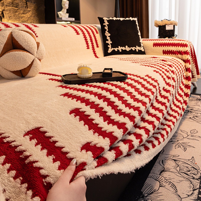 Carefully Selected New Year's Festive Red Sofa Towel, a Complete Cover, New Plush Sofa Cushion, Autumn and Winter Cover Cloth