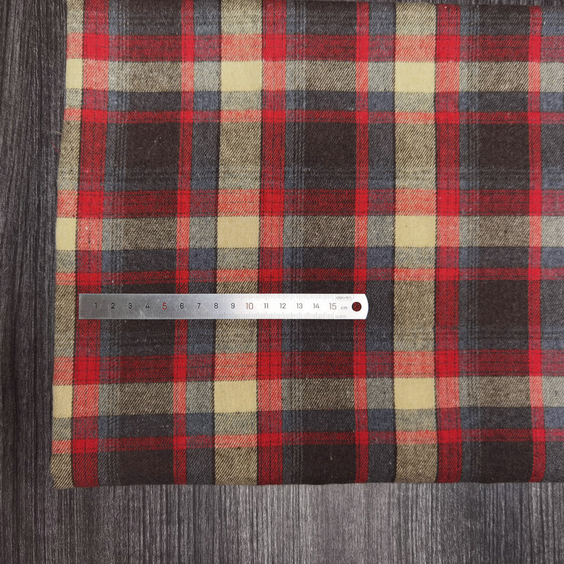Picture of Spot twill sanding cotton plaid children's shirt plaid fabric 21 yarn-dyed flannel decorative fabric