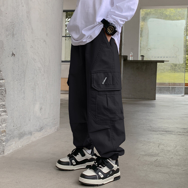 Picture of Boys' Cargo Pants Spring and Autumn 2025 New Stylish Loose Casual Pants for Older Children Autumn Long Pants