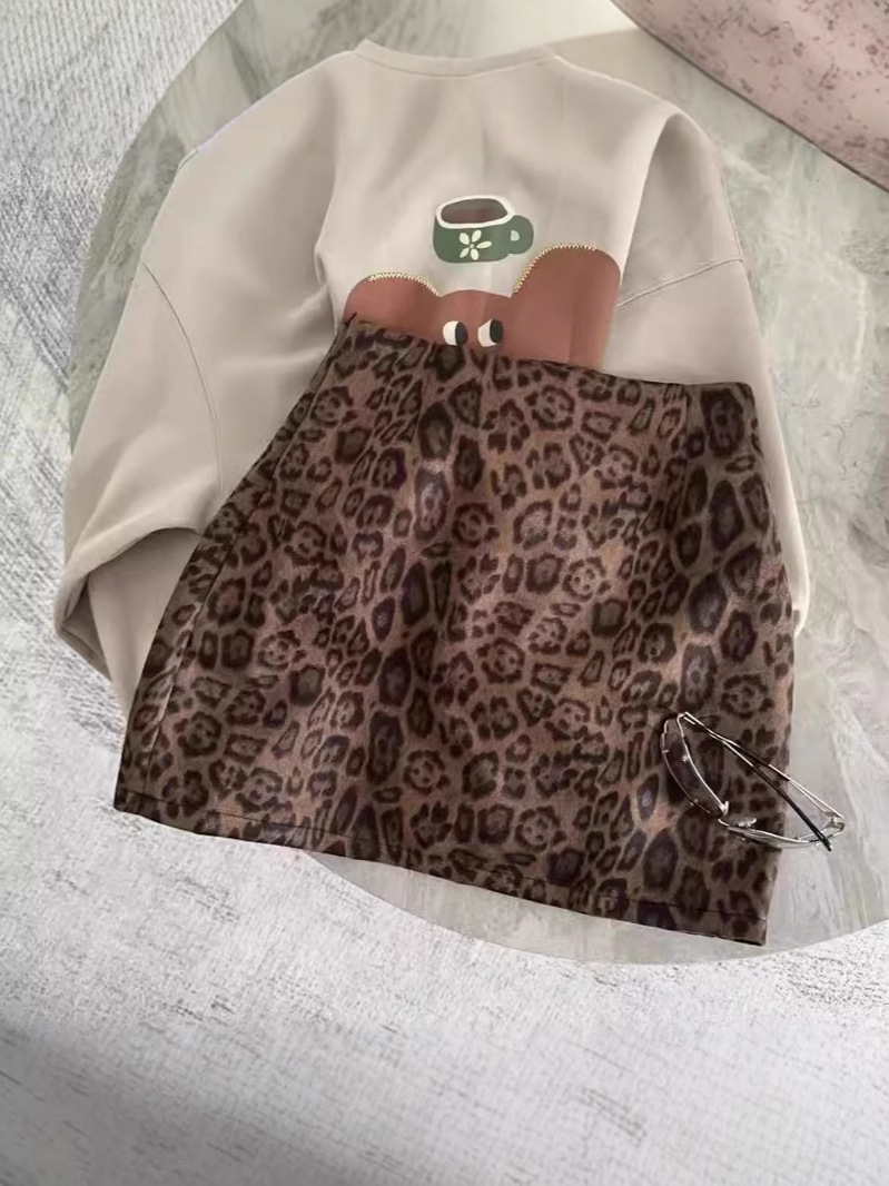 Vintage Leopard A- line Skirt Women's European Station 2024 Fall/Winter New plus size High Waist Slimming Hip Skirt Women