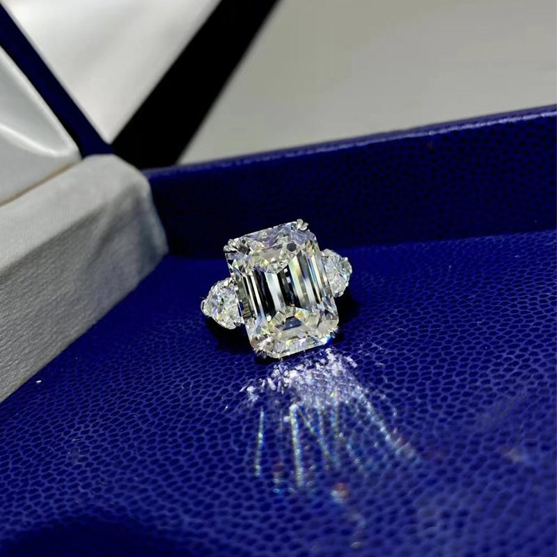 Big carat pagoda rock candy diamond ring 925 sterling silver 18K gold high carbon diamond ring female ring personalized wedding ring jewelry