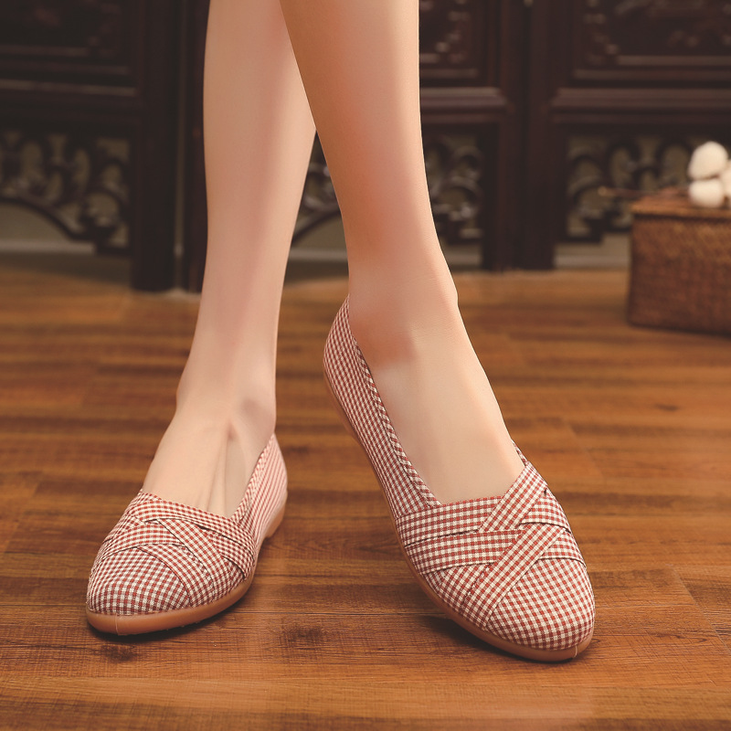 Picture of 25 Spring New Old Beijing Cloth Shoes, Non-Slip Tbottomon Soles, Comfortable Women's Shoes for Middle-Aged and Elderly Mothers, Casual Soft Soles