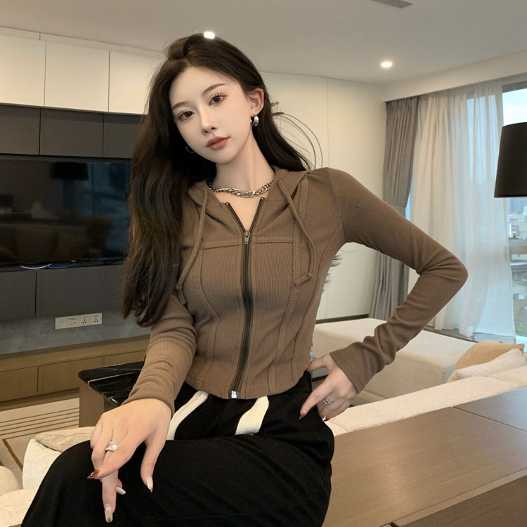 Picture of 2023 New Spring and Summer Sweatshirt Coat Slim-fit Long-sleeved Cardigan Fitness Top Thin Hooded Yoga Clothes Women
