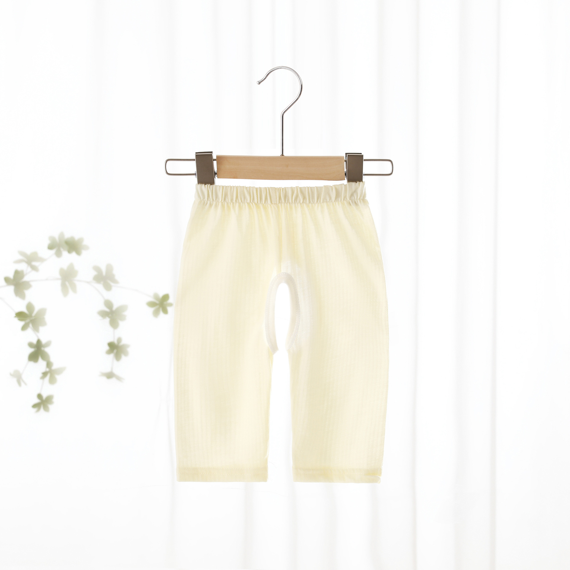 Picture of Baby Anti-Mosquito Pants Summer Thin Pure Cotton Type a Sweat-Absorbent Baby Crotch Pants for Boys and Girls Home Loose Cropped Pants