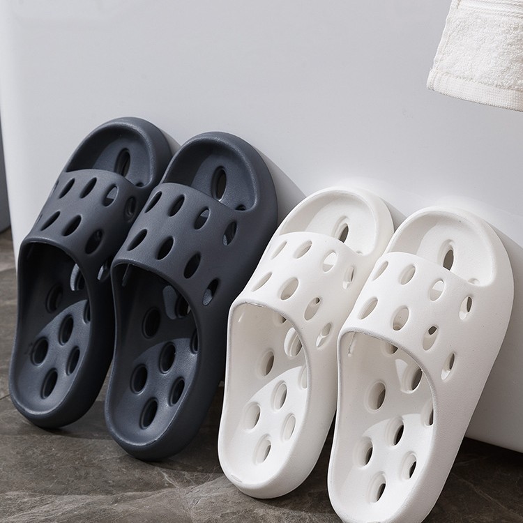2025 New Style Bathroom Slippers Women's Summer Indoor Home Hollow Bathroom Bath Slippers Men's Casual