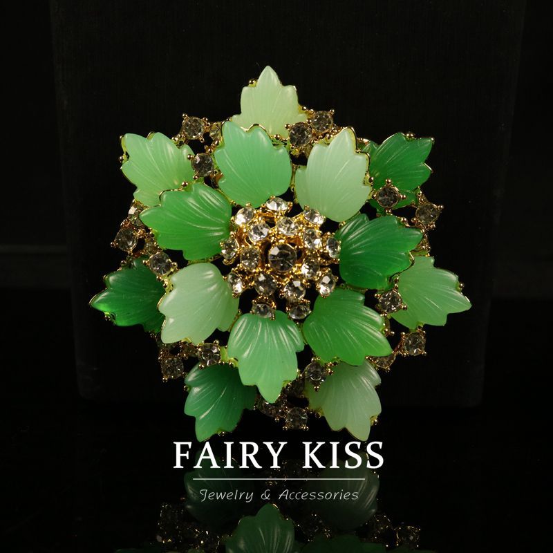 Green Fresh Exquisite All-match Niche Double-layer Leaf Brooch suit Qingdao vintage Middle Ancient Jewelry
