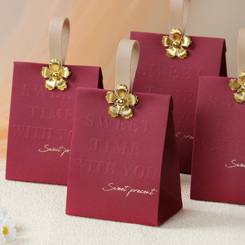 Picture of Wedding Candy Box 2025 New High-End European Style Wedding Satchel Wedding Candy Bag Engagement Candy Packaging Box Empty Box