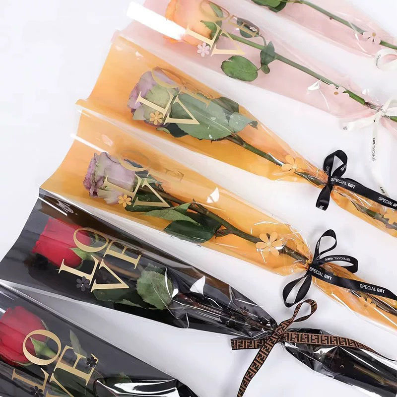 English LOVE small flower single bag triangle bag single bouquet rose packaging bag floral flower packaging materials