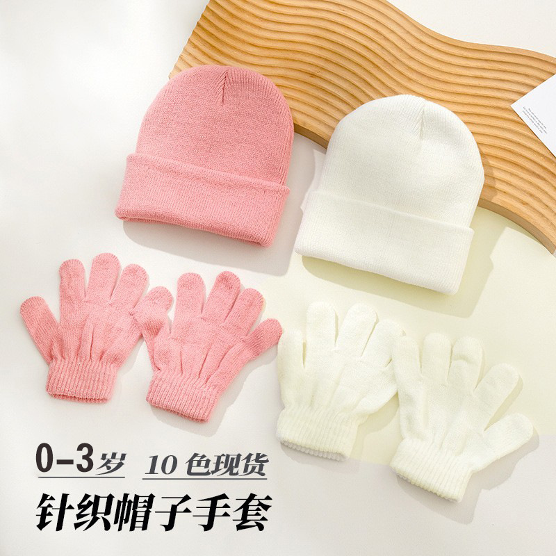 Picture of Autumn and Winter Children's Knitted Hat Gloves Two-Piece Acrylic Children's Wool Cap Children's Knitted Gloves in stock Children's Cap