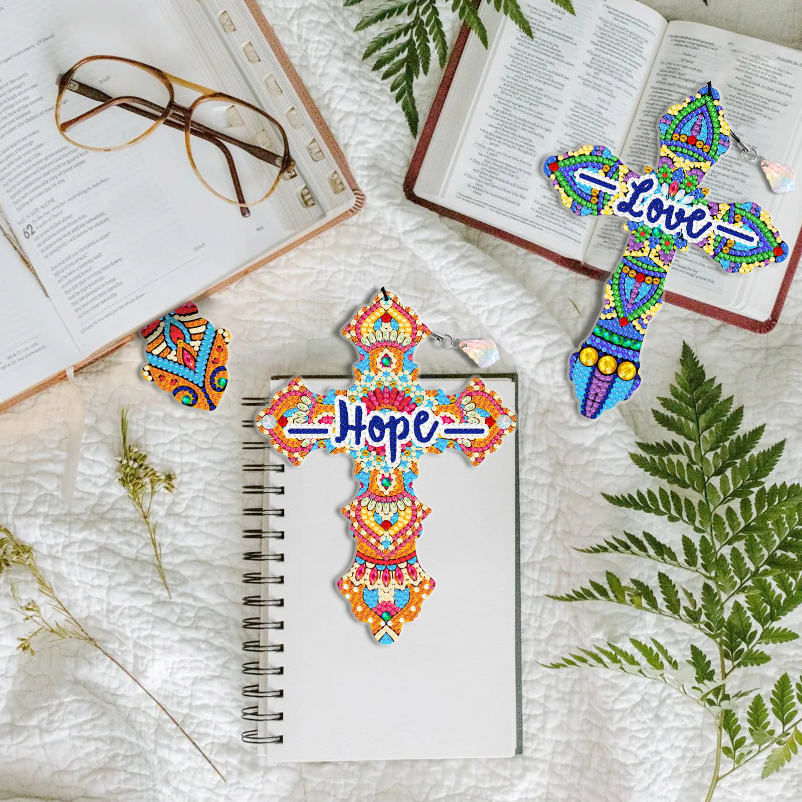 Picture of Diamond Painting Peripheral Cross Bookmarks Handmade Creative DIY Diamond Bookmarks Pet Material Can Be Wholesaled