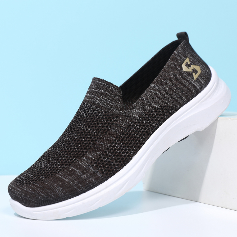 Picture of Spring and Autumn New Old Beijing Cloth Shoes for Men and Women Elderly Parents Slip-on Lazy Shoes with Lightweight and Breathable Soft Sole