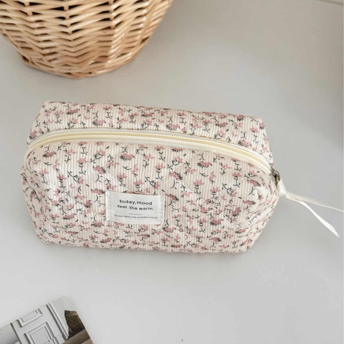 Picture of Cross-border Corduroy Pink Floral Cosmetic Bag Travel Portable Large Capacity Fresh Ins Style Storage Bag