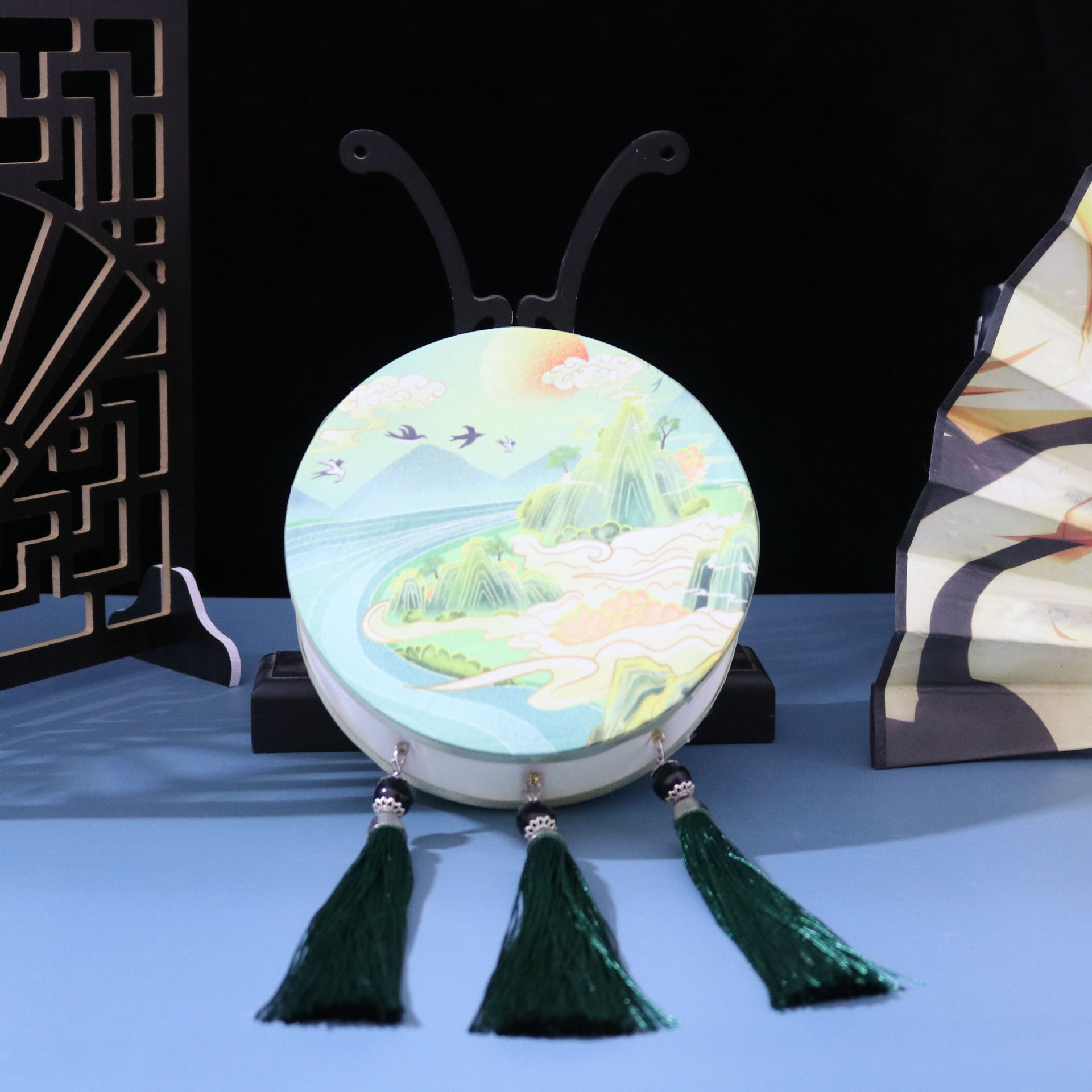 Picture of New Hanfu mid-autumn festival lantern diy handmade flowers and plants Lantern finished led Luminous lantern ancient style portable palace lantern