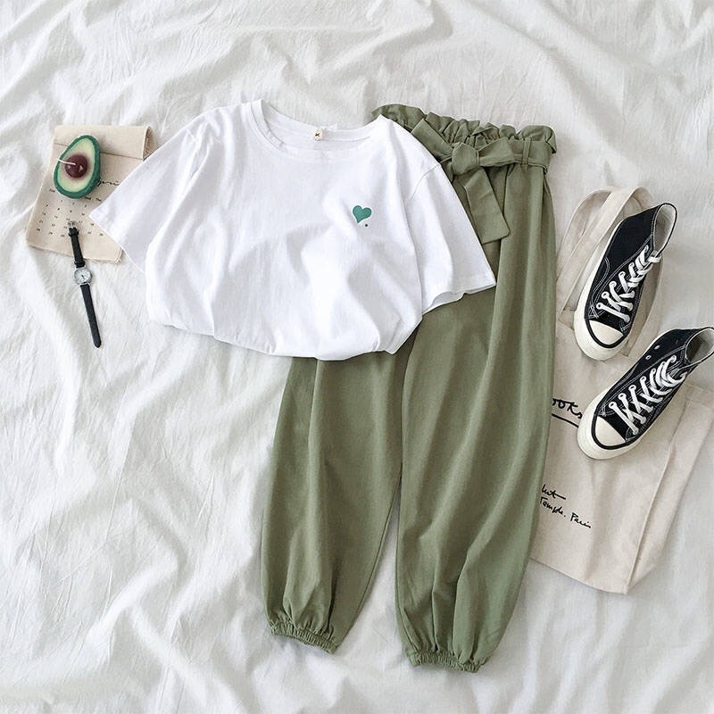 Foreign Trade 2022 Summer New Korean-style Harlan Pants Two-piece Sports Suit Women's Short-sleeved T-shirt Women's Wholesale