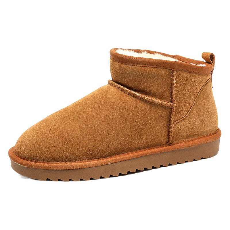 [Men's Style] 2024 Winter New Snow Boots Men's Cowhide Thickened Warm Anti-Slip Large Size Cotton Shoes 40-45 Sizes
