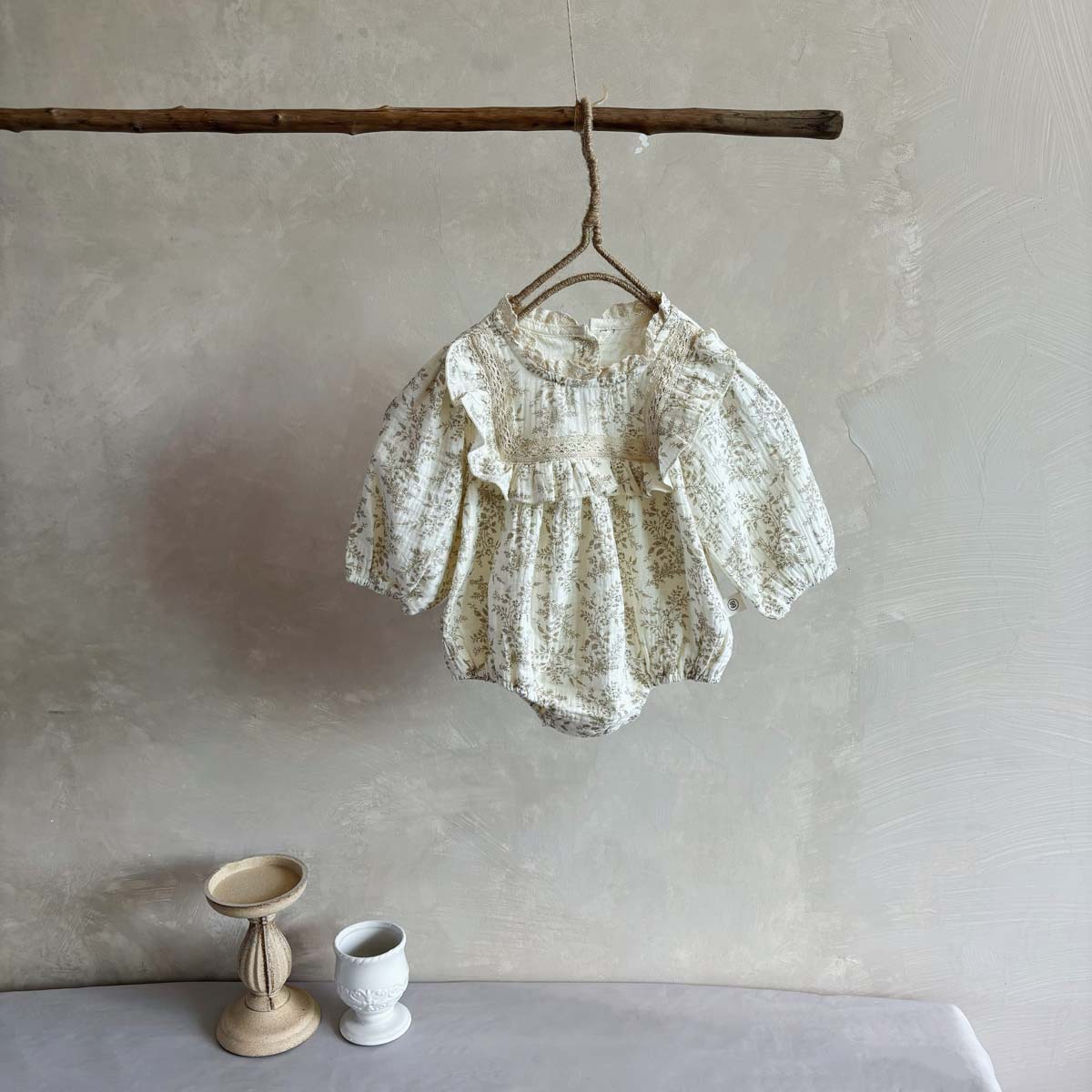 Baby autumn jumpsuit baby girl new floral bag fart ha clothes newborn sweet flounces full moon clothes