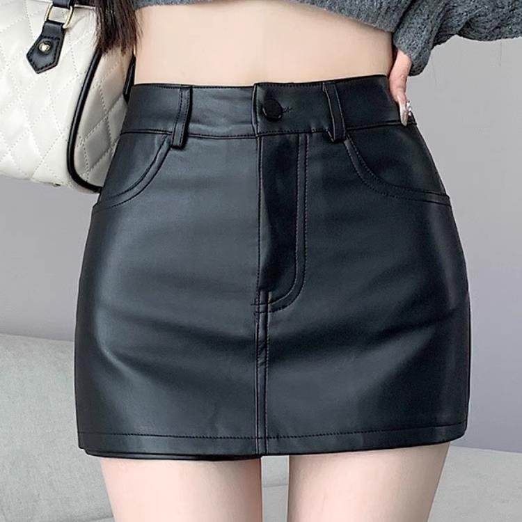 Black pu skirt hot girl miniskirt 2024 spring new high waist texture A- line hip skirt leather skirt women