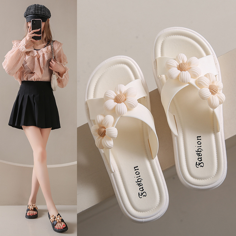 Roman Flower Slippers for Women New Summer Versatile Women's Flats Non-Slip Thick Sole Outer Wear Student Fashion Beach Sandals